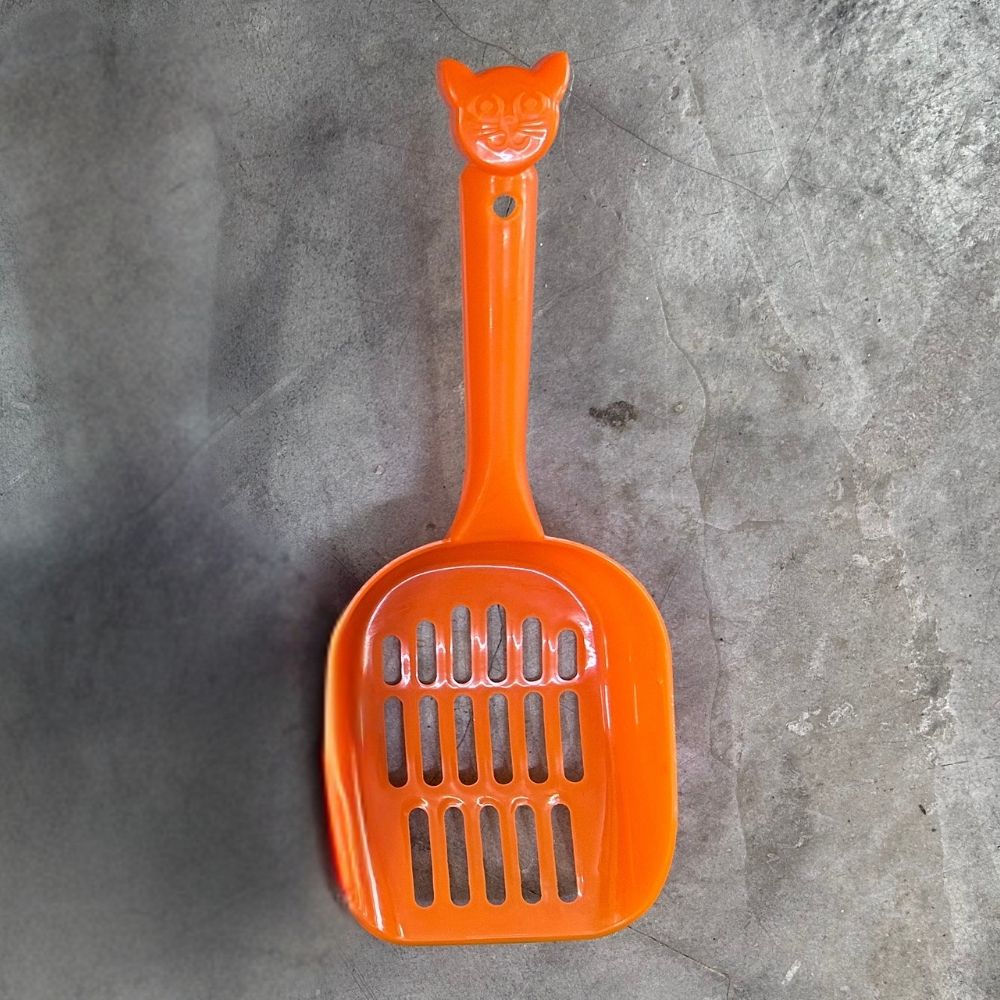 Penyodok Pasir Kucing / Cat Head Scoop 106 | 26.5cm x 10cm x 3.5cm